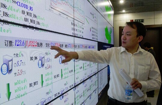 China sold more than 9.56 million train tickets on Friday, a new high for daily sales, as people rushed to book tickets home before the Spring Festival. (Xinhua photot)