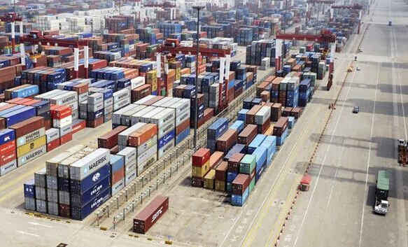 China's economy grew by 7.4 percent in the first three quarters of 2014. [Chinadaily Fiel photo]