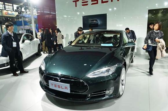Due to difficulties using land and electric power in China, Tesla focuses on developing a destination charging strategy. However, its sales to date have been unimpressive. (Photo: China Daily/Long Wei)