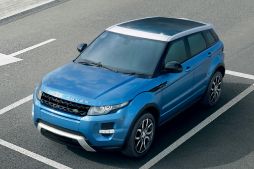 Evoque, the first China-made model from Land Rover has four derivatives retailing between 448,000 and 582,800 yuan. (Photo/provided to China Daily)  