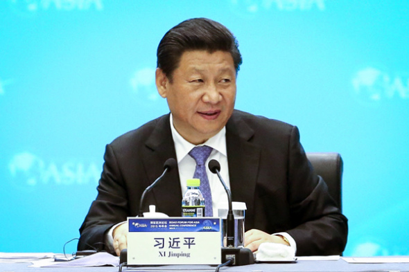 President Xi Jinping attends a meeting with entrepreneurs at the 2015 Boao Forum for Asia in Hainan province on Sunday. (Photo: WU ZHIYI/CHINA DAILY)