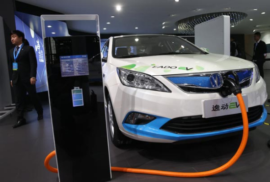 A Changan electronic car, one of the domestic brands, on display at the Shanghai auto show. Domestic automakers unveiled 51 vehicles, nearly a half of the new-energy cars at the event. The sector is becoming extremely competitive in the China with foreign players snatching the lion's share of the market. (Photo/China Daily)