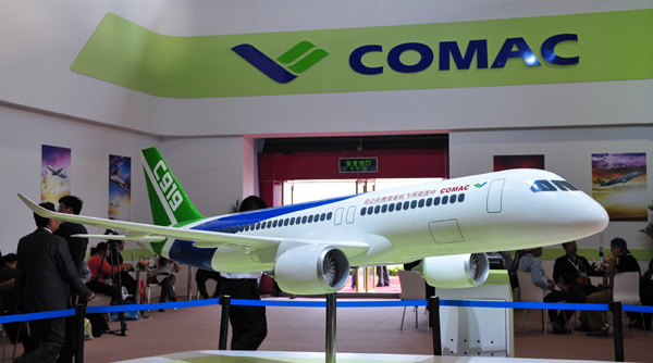 A C919 model on display at an aviation expo in Zhuhai, Guangdong province. (Photo/China Daily)