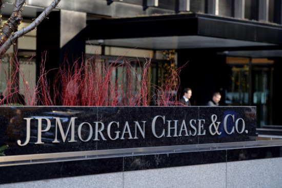 The headquarters of JP Morgan Chase & Co on Park Avenue in New York. Chinese households' growing disposable income may help create demand for new insurance products, says James Peagam of JP Morgan Asset Management. (Photo/China Daily)