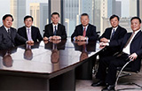 Senior managers gather in a meeting room. (Photo/china.org.cn)