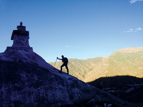 Outdoor activities such as hiking and camping are no longer an adventure for only a small group of people. Nowadays, more youngsters from big cities are joining in as well. (Photo provided to China Daily)