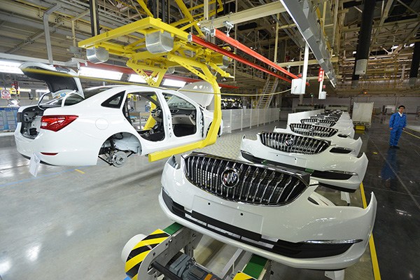A production line of GM's Buick brand in Wuhan, capital of Hubei province. (Photo/China Daily)