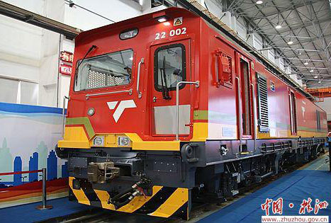 A China-made electric locomotive in the factory of Transnet Engineering. (File Photo: zhuzhou.gov.cn)