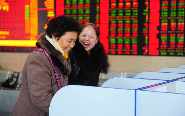 The forthcoming initial public offerings under the new registration-based system are expected to boost investors' confidence.(Photo/China Daily)