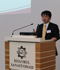 Wang Wen, executive dean of Chongyang Institute for Financial Studies, delivers his speech during the annual conference of the Istanbul Chamber of Industry on Feb. 13, 2016. (Photo/China.org.cn)