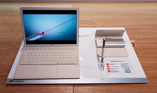 A Huawei MateBook is displayed at the World Mobile Congress in Barcelona, Spain  on Feb 21, 2016. (Photo/Xinhua)