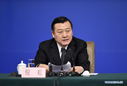 Vice Minister of Housing and Urban-Rural Development Ni Hong answers questions at a press conference on rebuilding shantytowns and real estate development on the sidelines of the fourth session of the 12th National People's Congress in Beijing, capital of China, March 15, 2016. (Xinhua/Chen Yichen)