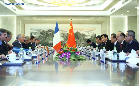 Chinese Foreign Minister Wang Yi (3rd R) meets with French Foreign Minister Jean-Marc Ayrault (3rd L) in Beijing, capital of China, May 16, 2016. (Photo: Xinhua/Ding Haitao)