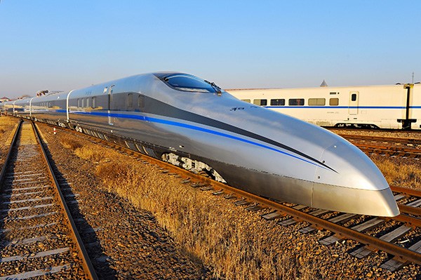 A next-generation high-speed train is being tested in China. The train can run at 400 kilometers per hour and is suitable for cross-border services. DOU XIN/XINHUA