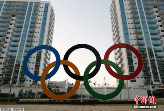 A representation of the Olympic rings is displayed in the Olympic Village in Rio de Janeiro, Brazil, July 23, 2016. (Photo/Agencies)