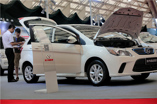 A BAIC Motor new-energy car is on display at an auto show in Guangzhou last August. (Photo/China Daily)