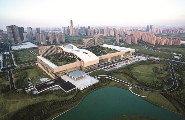 The Hangzhou International Expo Center will be the main venue for the G20 Leaders Summit, which will be held on Sept 4 and 5 in Hangzhou, the capital of Zhejiang province. (Photo/Xinhua)