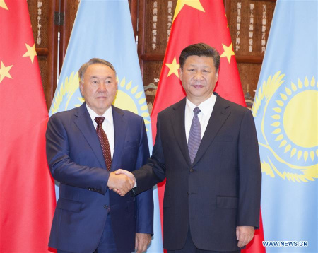 Chinese President Xi Jinping (R) holds talks with his Kazakh counterpart Nursultan Nazarbayev in Hangzhou, capital city of east China's Zhejiang Province, Sept. 2, 2016. (Xinhua/Ding Lin)