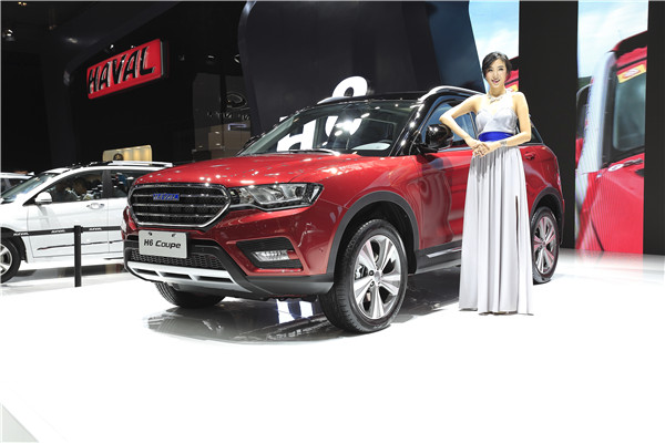 The Great Wall Haval H6 is displayed at the Chengdu auto show last year. The Great Wall Motor Co Ltd topped the Chinese automakers with its 4.5 percent rise in net profi t for the first half of this year.CHINA DAILY