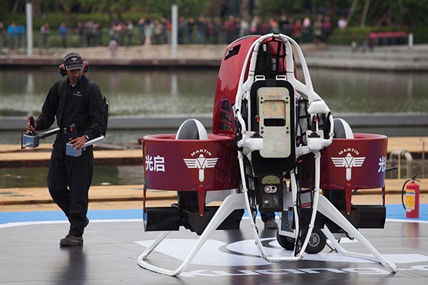 A Martin Jetpack, the world's first practical and commercial jetpack, which is developed by KuangChi Science, an innovative high-tech startup in Shenzhen, Guangdong province.(Provided to China Daily)