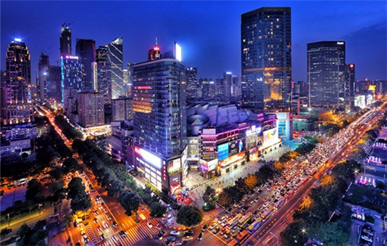 Nightview of Tianhe district in Guangzhou, Guangdong province. (Photo provided to chinadaily.com.cn)