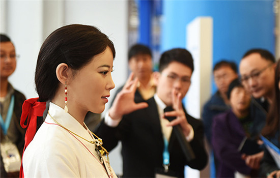 Robot Jia Jia displays at the 2016 World Robot Exhibition in Beijing, Oct 21, 2016. The exhibition is held from Oct 21 to 25 as part of the World Robot Conference. (Photo/Xinhua)