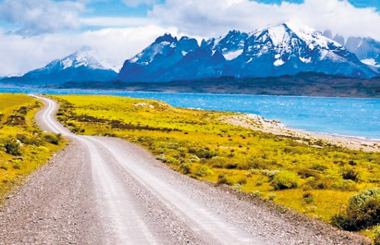 A file photo shows the stunning natural wonder of Chile. (Photo/People.com.cn)