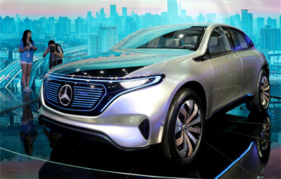 The Mercedes Concept EQ, a pure electric vehicle, makes its Asia debut at Auto Guangzhou 2016. (CHEN JIANLI/XINHUA