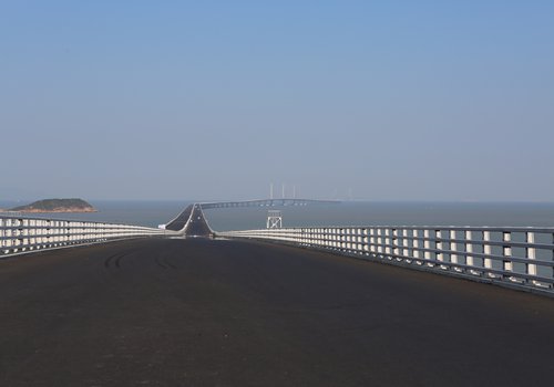 The Hong Kong-Zhuhai-Macao Bridge, which will link the three regions, overcame complex engineering problems to be built. (Photo: Chen Qingqing/GT)