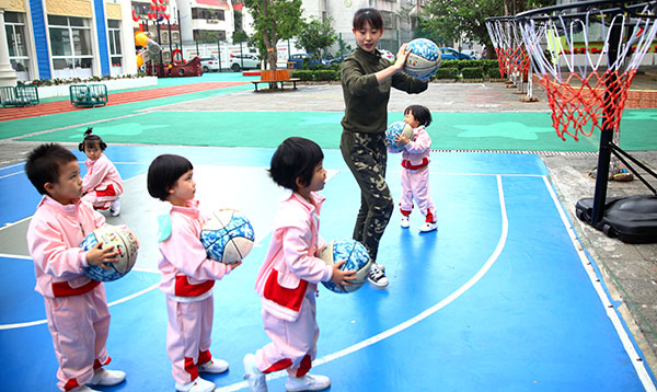 Hainan province plans to build first-class hospitals, kindergartens and schools to attract more visitors.Zhang Mao / For China Daily