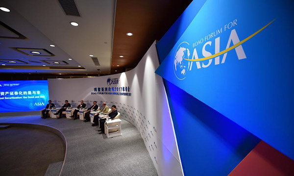 Delegates speak at the Boao Forum for Asia in Hainan Province on March 24, 2017. [Photo/Xinhua]