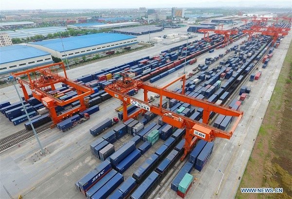 Photo taken on April 20, 2017 shows the containers in a railway container center in Qingbaijiang District in Chengdu, capital of southwest China's Sichuan Province. This container center serves as a railway logistic hub in southwest China. Till April 16, 2017, 559 cargo trains departed from the center and went to Europe. (Xinhua/Xue Yubin)
