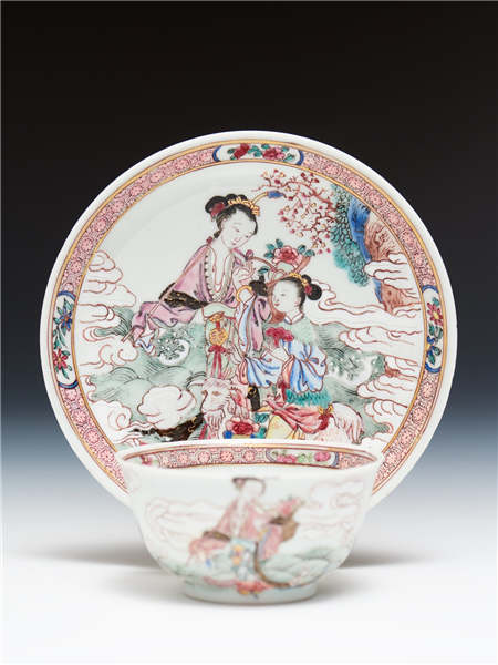 Chinese Export Porcelain Famille-Rose Tea Bowl and Saucer.