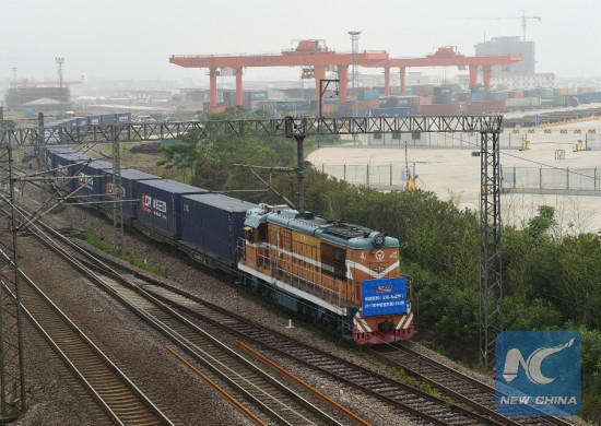 The 1,000th freight train linking China and Europe this year departs from the Yiwu West Railway Station in Yiwu, east China's Zhejiang Province, May 13, 2017. (Xinhua/Gong Xianming)