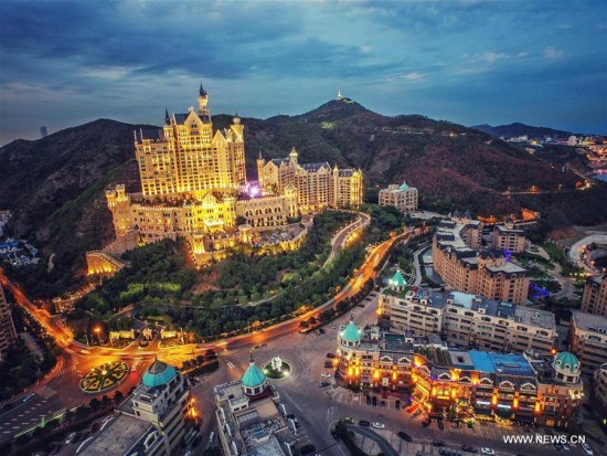 Aerial photo taken on June 11, 2017 shows a castle hotel in Dalian, northeast China's Liaoning Province. Dalian is one of the host cities of the Summer Davos meeting. (Xinhua/Pan Yulong)