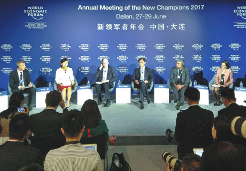 Business leaders and experts share their insights at the Annual Meeting of the New Champions 2017, which is being held in Dalian from June 27 to 29. (Photo by SONG WEI/CHINA DAILY)