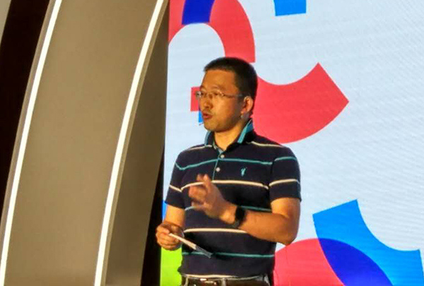 Yin Shiming, vice-president of Baidu, presides over a cloud computing sub-forum at the Baidu Create 2017 conference on July 5, 2017. (Photo by Song Jingli/chinadaily.com.cn)