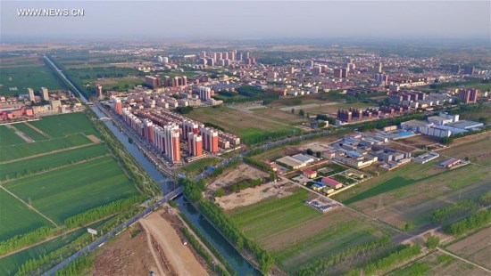 Photo taken on April 21, 2017 shows the scenery of the county seat of Rongcheng, north China's Hebei Province. (Xinhua/Yang Shiyao)