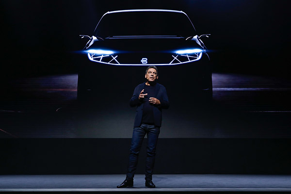 Carsten Breitfeld, CEO of Future Mobility Corp, introduces the Byton SUV's innovative user interface. (Photo provided to China Daily)