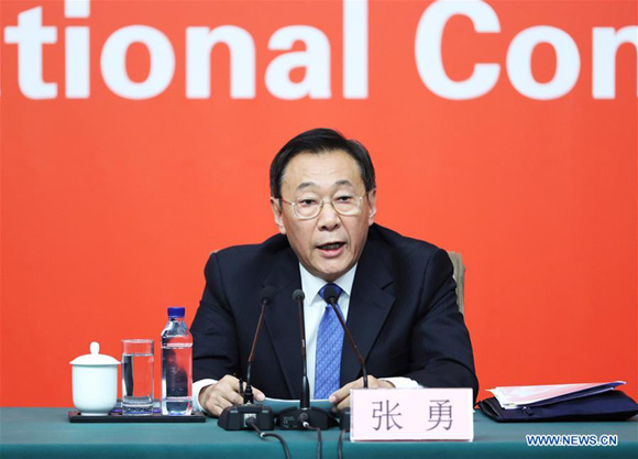 Zhang Yong, vice director of China's National Development and Reform Commission, speaks at a press conference held by the press center of the 19th National Congress of the Communist Party of China (CPC) in Beijing, capital of China, Oct. 21, 2017. The press conference was themed on promoting the steady, healthy and sustainable development of Chinese economy. (Xinhua/Zhang Yuwei)