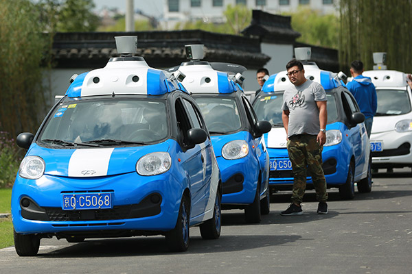 Baidu conducts test runs with unmanned vehicles in Wuzhen, Zhejiang province. (Photo provided to China Daily)