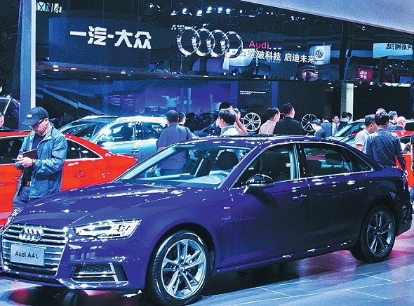 FAW-Volkswagen displays a localized Audi A4L at the Guangzhou auto show in November. (Photo provided to China Daily)