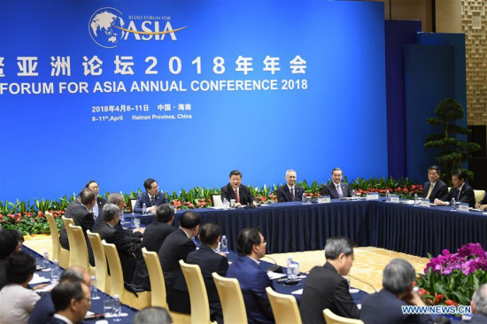 President Xi Jinping holds discussions with representatives of entrepreneurs from home and abroad, who gather here for the annual conference of the Boao Forum for Asia (BFA) in Boao, South China's Hainan Province, April 11, 2018. (Photo/Xinhua)