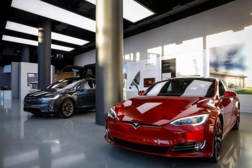 Tesla sets up Shanghai company