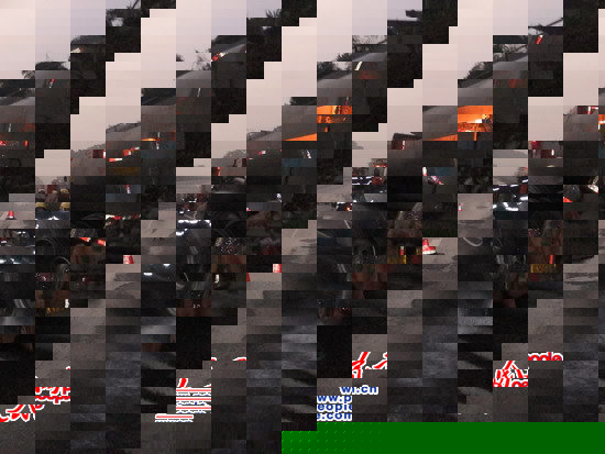 The leaking truck on the BeijingCHong KongCMacau Expressway