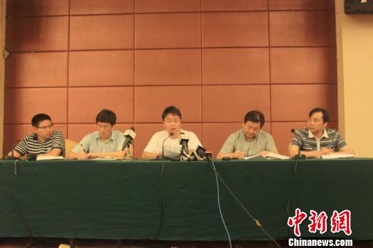The Jiangshan municipal government of Zhejiang porvince held a press conference related to the Asiana Airlines crash on Sunday.[Chinanews.com]
