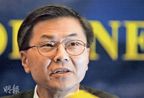 File photo of David Ho, a virologist at the Aaron Diamond AIDS Research Center in the United States. [Photo: Ming Pao]