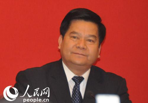 Photo of Li Jiheng, governor of Yunnan province (Photo source: people.cn)