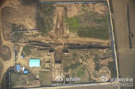 Photo shows bird's-eye view of the tomb. [Photo: cnwest.com]