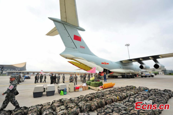 An Ilyushin Il-76 aircraft of the Peoples Liberation Army (PLA) Air Force, carrying rescue crews and equipment to help in the aftermath of the earthquake in Nepal, prepares for take-off at an airport.  (Photo: China News Service/Zhang Hengping)